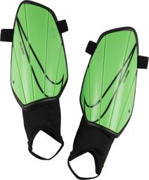 Nike Nagolenniki Nike NK Charge GRD SP2164 398 SP2164 398 zielony M