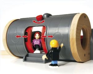 Brio Metro Railway Set (33513) 3