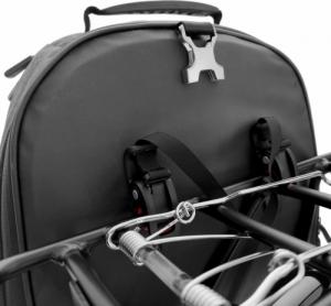 Wozinsky Torba rowerowa na bagażnik plecak rowerowy ze stelażem 2w1 40l czarny (WBB33BK) 7