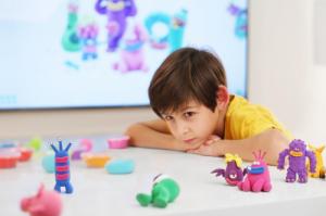 Tm Toys Hey Clay - Masa plastyczna do lepienia ptaków z farmy 15