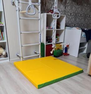 Wallbarz Materac gimnastyczny 2-częściowy 33765 100 cm x 100 cm x 10 cm żółty 6