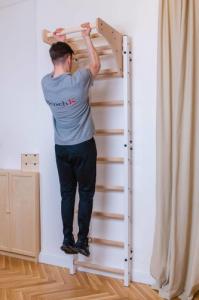 BenchK Drabinka gimnastyczna z drewnianymi szczebelkami i drewnianym drążkiem 310W BenchK 240 x 67 cm 5