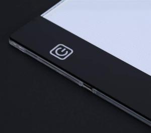 Aptel PODŚWIETLANA DESKA KREŚLARSKA LED A4 1,8W AG633E 4