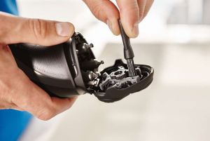 Golarka Philips Seria 1000 S1110/04 6