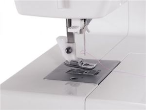 Maszyna do szycia Singer 3223 2