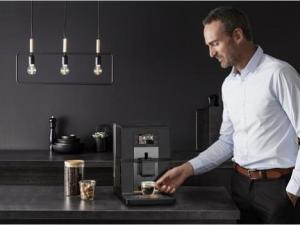 Ekspres ciśnieniowy Krups EA875U 6