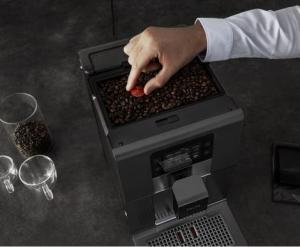 Ekspres ciśnieniowy Krups EA875U 7