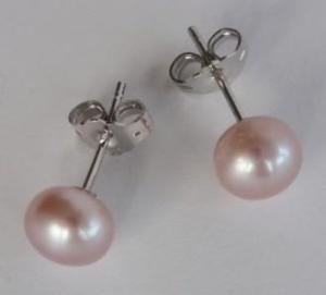Srebro i Kamienie Srebrne kolczyki z perłą kremoworóżową "pearl drop" 1