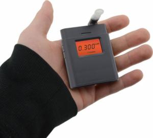 Alkomat Compass Cyfrowy tester alkoholu w wydychanym powietrzu czarny 4