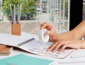 Scotch 3M Taśma biurowa SCOTCH_ Magic_ (SM3-12), matowa, z dyspenserem, 19mm, 33m, 3szt., podajnik C-38 czarny GRATIS 2