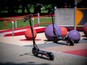 Hulajnoga elektryczna Techlife X5 z dodatkowym wyposażeniem 15