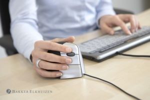 Mysz BakkerElkhuizen Evoluent VerticalMouse 4 (BNEEVL4/VM4L) 4