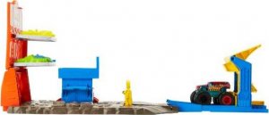 Hot Wheels Tor samochodowy Demolka na stacji  (HFB12) 5