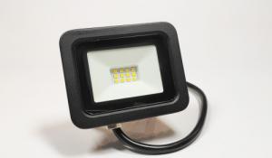 Naświetlacz SuperLed Naświetlacz LED halogen 10W/800lm/IP65 biała zimna 1