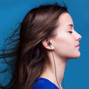 Słuchawki WK Design WK Design Y6 dokanałowe słuchawki 3.5mm mini jack zestaw słuchawkowy z pilotem czarny (Y6 black) 3