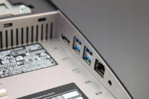 Komputer HP EliteOne 800 G2 All In One Intel Core i5 4GB DDR4 500GB HDD DVD Windows 10 Pro 7