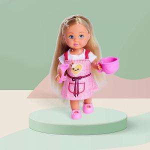 Simba Lalka Evi piecze gofry 2