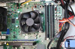 Komputer Dell Precision T1600 Tower Intel Core i3 4GB DDR3 120GB SSD DVD Windows 10 Pro 8