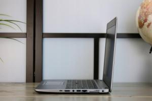 Laptop HP Elitebook 745 G3 AMD A10 8GB 240GB SSD Windows 10 Pro 14" 4