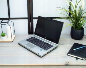 Laptop HP EliteBook 8460p Intel Core i5 8GB 240GB SSD Windows 10 Pro 14" 4