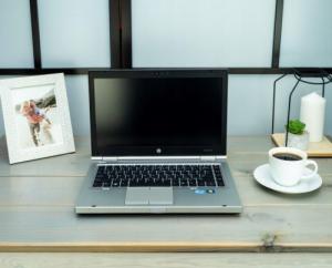 Laptop HP EliteBook 8470p Intel Core i5 8GB 120GB SSD DVD Windows 10 Pro 14" 2