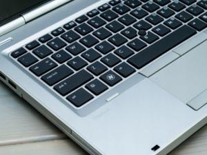 Laptop HP EliteBook 8470p Intel Core i5 8GB 240GB SSD DVD Windows 10 Pro 14" 14