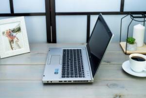 Laptop HP EliteBook 8470p Intel Core i5 8GB 240GB SSD DVD Windows 10 Pro 14" 6