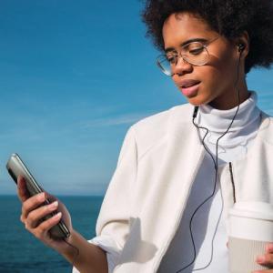 Słuchawki Samsung Samsung dokanałowe słuchawki 3,5mm mini jack z pilotem i mikrofonem czarny (EO-IA500BBEGWW) 9