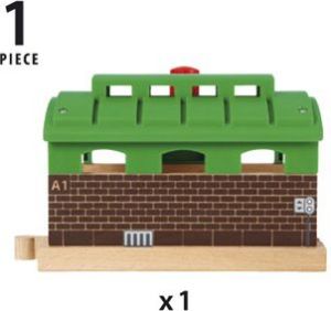 Brio Train Garage (33574) 7