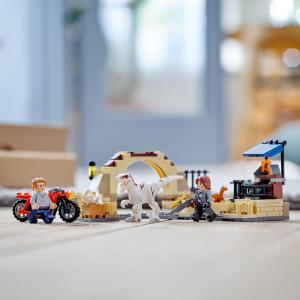 LEGO Jurassic World Atrociraptor: pościg na motocyklu (76945) 8