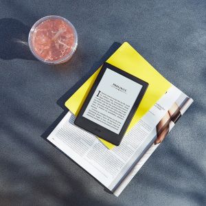 Czytnik Amazon KINDLE TOUCH 8 WiFi z reklamami Model 2016 3