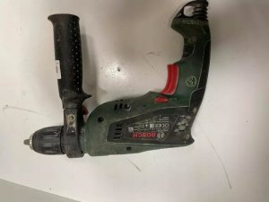 Wiertarka Bosch Bosch wiertatka udarowa EasyImpact 570 w walizce, uchwyt kluczykowy 1
