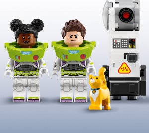 LEGO Disney Starcie z Zurgiem (76831) 6