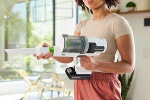 Odkurzacz pionowy Greenworks 24V odkurzacz domowy Greenworks GD24SVK4D zestaw ładowarka + aku 4Ah 20