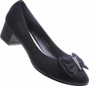 Czarne czółenka damskie na obcasie z kokardką /A8-2 10732 T381/ 38 5