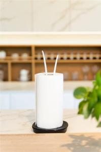 Vialli Design Stojak na ręczniki papierowe biało-czarny Livio 28388 6