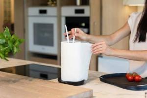 Vialli Design Stojak na ręczniki papierowe biało-czarny Livio 28388 8