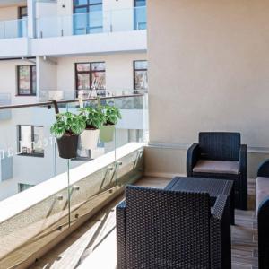 Vilde Kwietnik doniczka wisząca osłonka metalowa balkonowa tarasowa zawieszana wieszak na doniczkę balkon 4