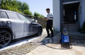 Myjka ciśnieniowa Nilfisk Core 140-8 In Hand PowerControl - Car 2