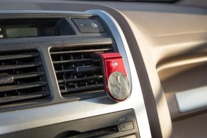 Dunlop Uchwyt na telefon do samochodu magnetyczny DUNLOP - srebrny 4