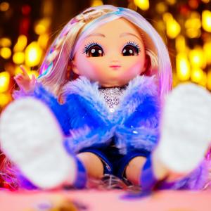 Giochi GIOCHI PREZIOSI LALKA UNIQUE EYES TOTAL LOOK REBECCA 4