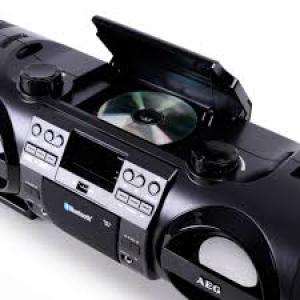 Radioodtwarzacz AEG SR 4360 USB, BT, Subwoofer, Multicolor 2