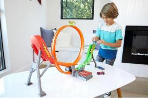 Mattel Hot Wheels Power Shift Pętla 5 Autek FCF18 3