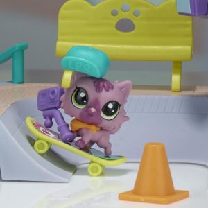 Figurka Hasbro Mini Zestawy Littlest Pet Shop, Skate park (B5565/B6959) 8