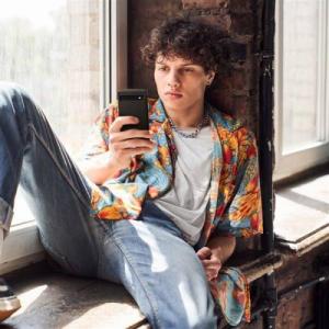 Spigen Etui Spigen Rugged Armor do Google Pixel 6A czarny 2