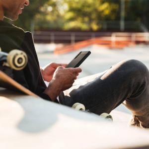 Spigen Spigen Rugged Armor etui futerał Sony Xperia 10 IV czarny (20902-0) 9