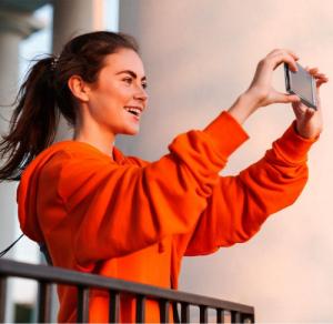 Telefon komórkowy Spigen Spigen Ultra Hybrid etui na telefon Google Pixel 6A przezroczysty 16