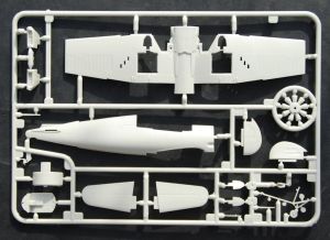 Revell F4U-4 Corsair (63955) 5