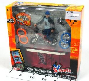 Figurka Hipo Ludzik BMX Rampa 1