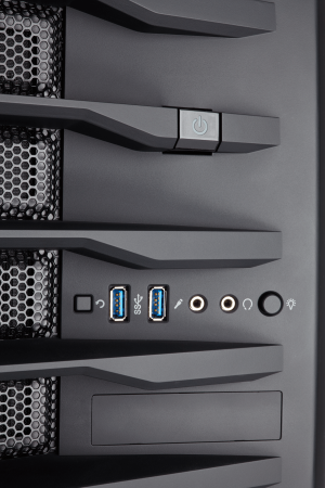 Obudowa Corsair Air 740 (CC-9011096-WW) 18